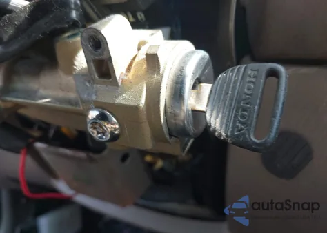 1999 Honda Civic Lx z USA, uszkodzony, nr VIN 2HGEJ6574XH504778